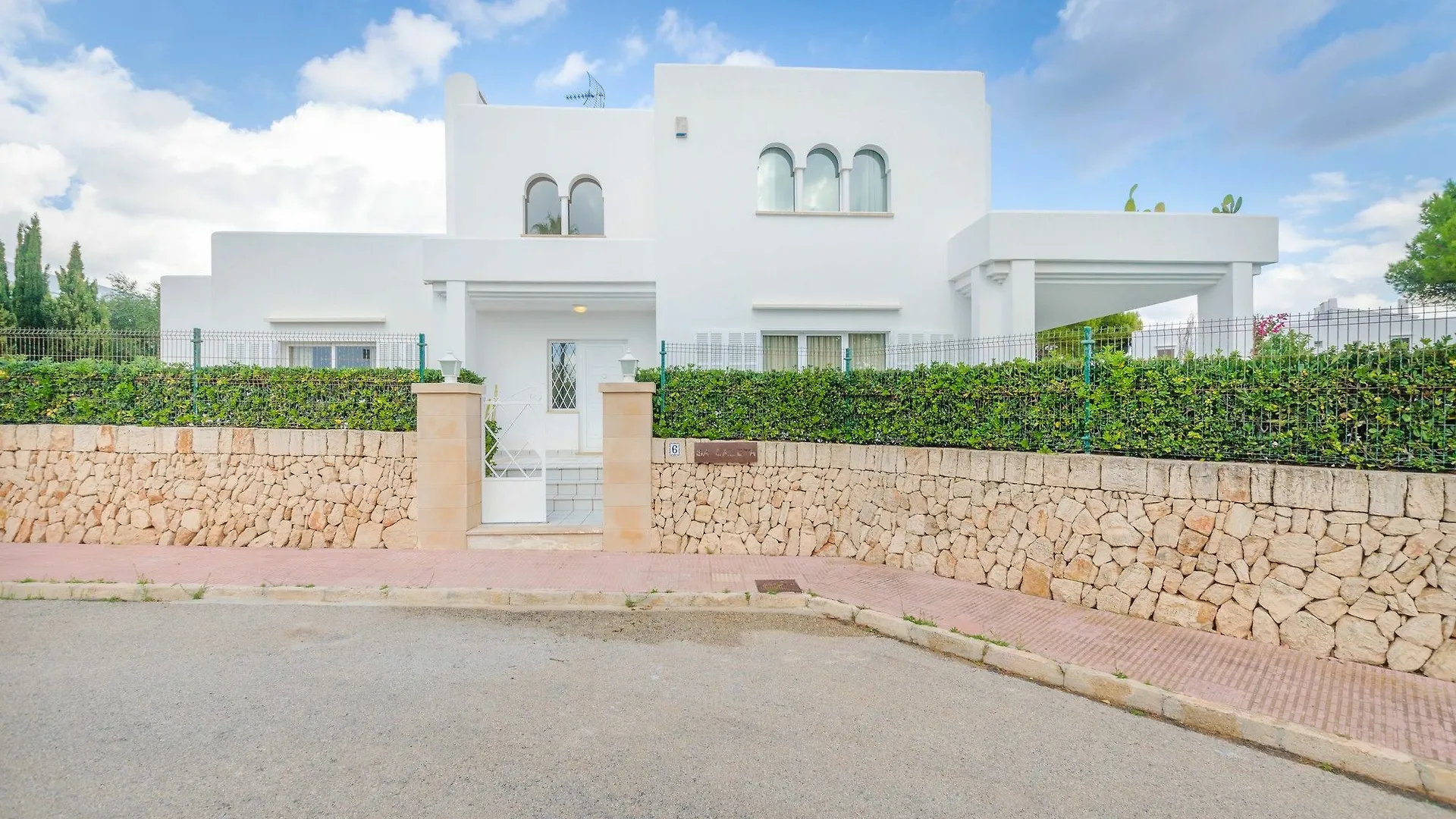 Villa Sa Caleta De Cala D\'Or contacts